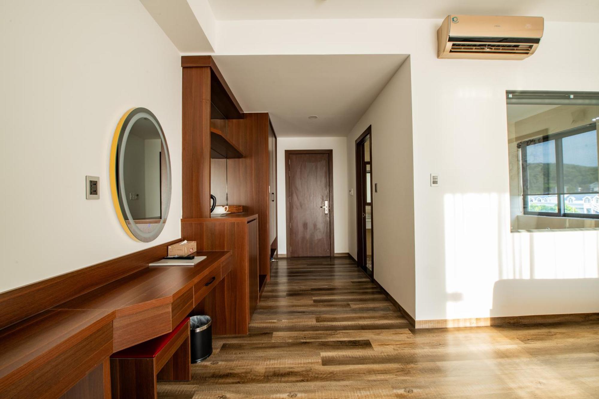 Levan Hotel Дуонг-Донг Экстерьер фото