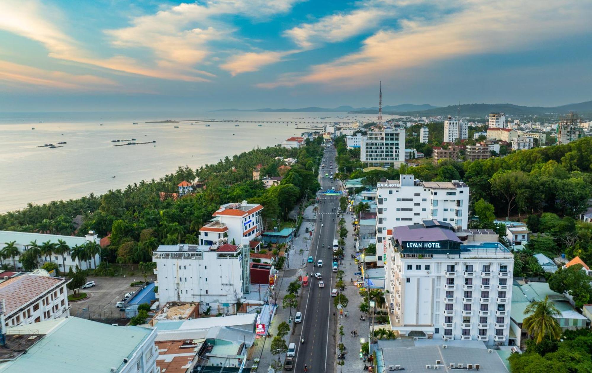 Levan Hotel Дуонг-Донг Экстерьер фото